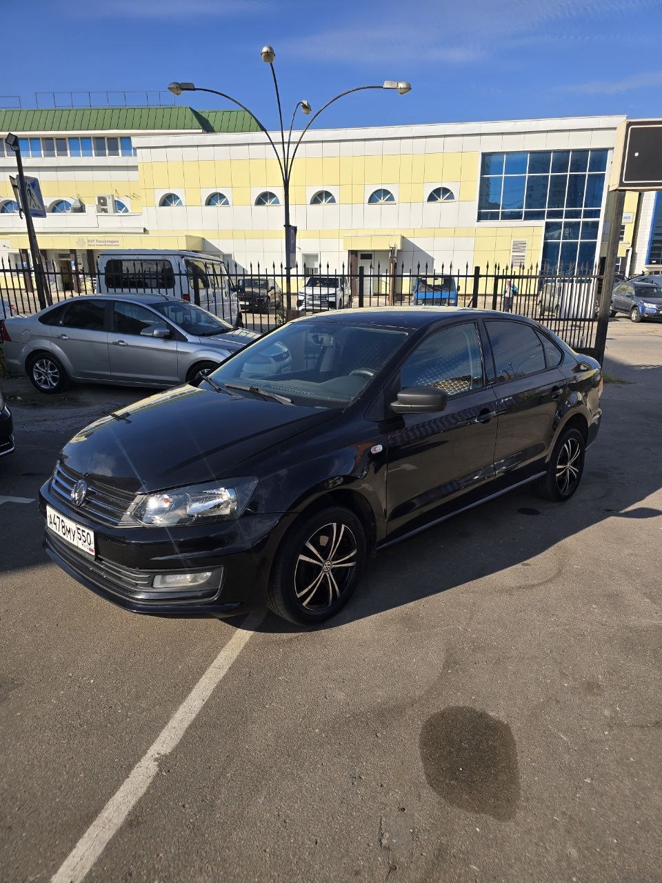 Volkswagen Polo 2015 — фото 1 из 10