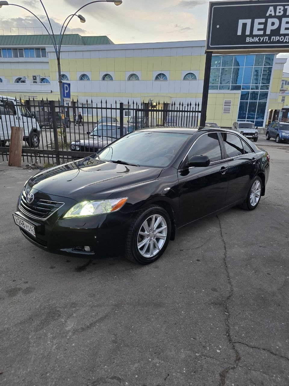 Toyota Camry 2006 — фото 1 из 10