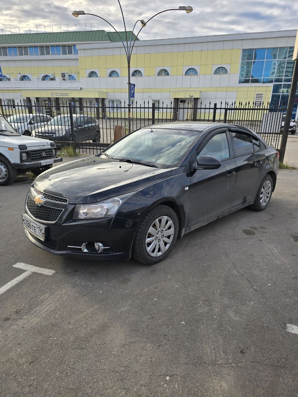 Chevrolet Cruze 2012 — фото 1 из 10